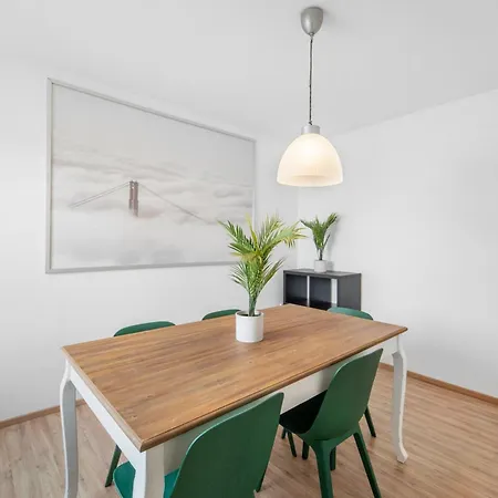 Modernes Mit Balkon Апартаменты Брауншвейг